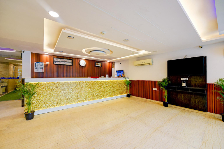 El De Belwood Near Delhi Airport, West