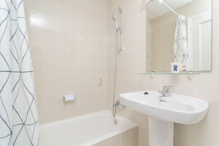Room 5, Villa Victoria in Cala en Porter, Baleares