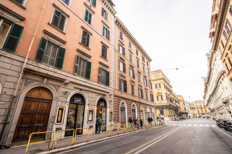 Others 3, Beautiful Home                                                                              , Rome