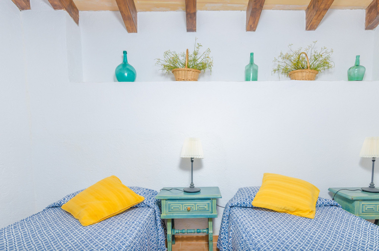 Room 5, Son Sabater Es Moli Nou, Baleares