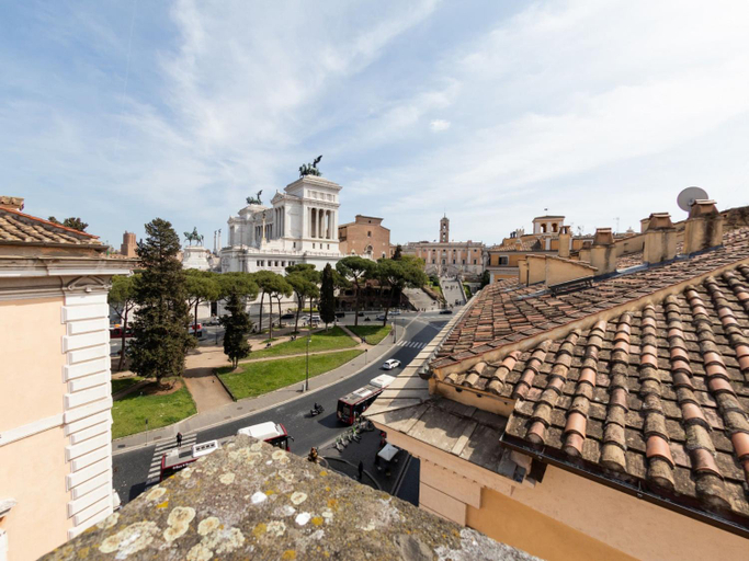 Exterior & Views 1, The Best Rent - Apartment with a view on Altare della Patria, Rome