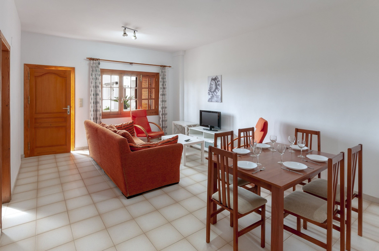 Room 3, Secreto in Oliva With 3 Bedrooms and 1 Bathrooms, Valencia