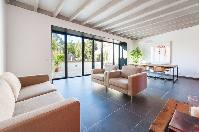 Room 4, Can Cabrit in Alar, Baleares