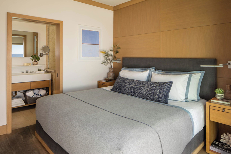 Bedroom 2, Malibu Beach Inn, Los Angeles