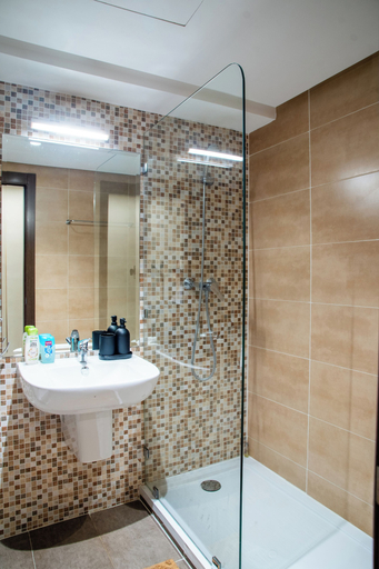 Bathroom 3, Tanger Central 3 Bedrooms Apt With Search View, Tanger-Assilah