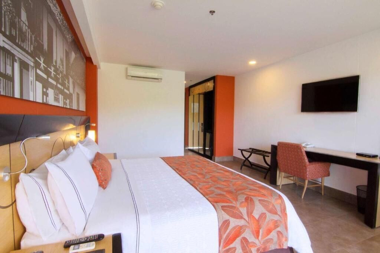 Bedroom 3, Hotel Sonesta Pereira, Pereira