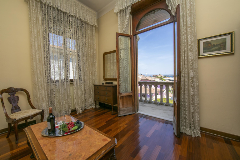 Room 3, Villa Barbara in Desenzano del Garda, Brescia