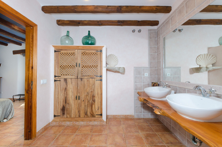 Others 2, Son Duri (cimenteres) - Villa With Private Pool, Baleares