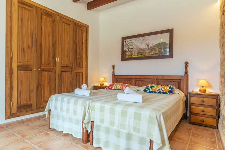 Room 3, Can Pu a in Santany, Baleares