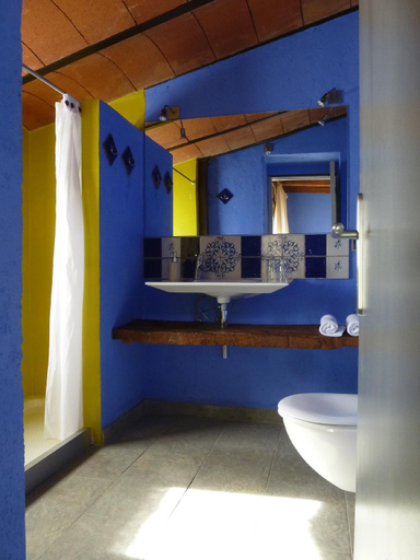 Bathroom 3, Hotel rural Font del Genil, Lleida