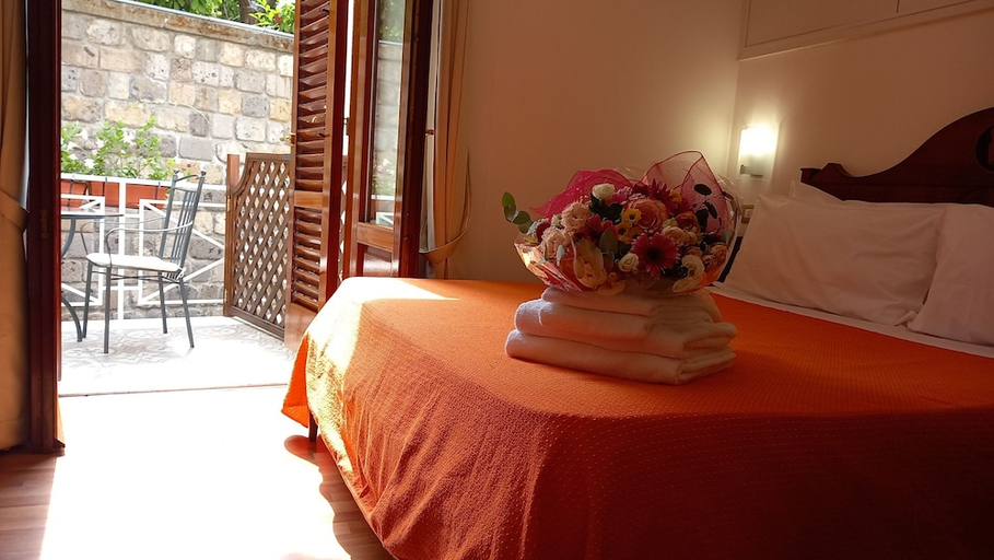 Bedroom 3, Magnolia Sorrento, Napoli