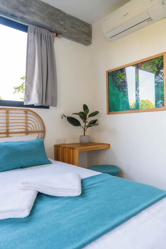 Bedroom 3, Gaia Soul, Dickwella