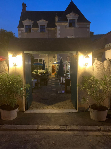 Exterior 2