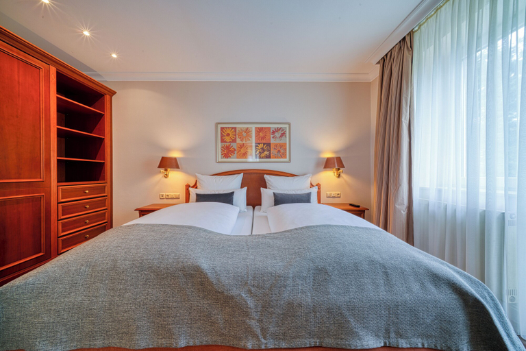 Bedroom 4, Parkhotel Am Glienberg by Fairway Hotels, Vorpommern-Greifswald