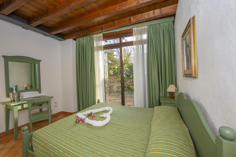 Room 2, Ginestra In Hilly Area, Brescia