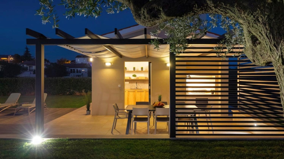 Others 5, Villa Amoroso, Poreč