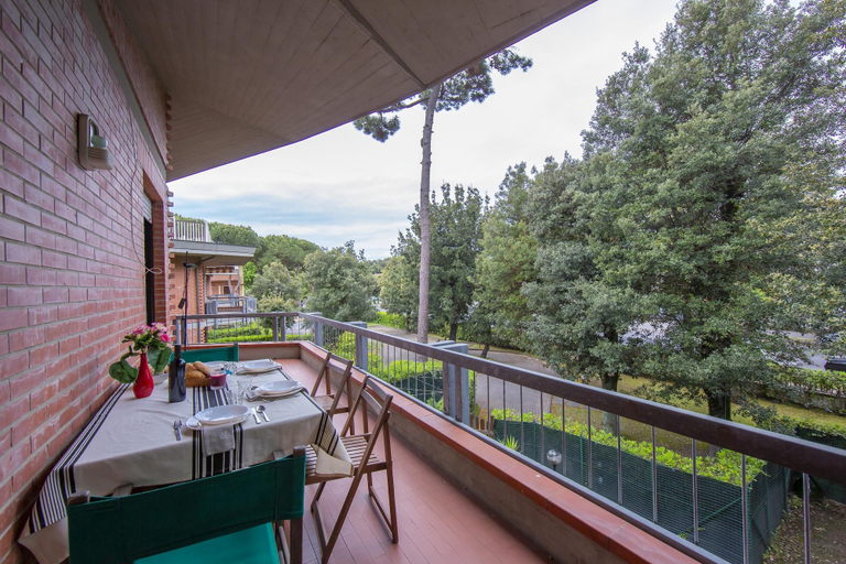 Room 5, Francesca 2 600mt From sea, Massa Carrara