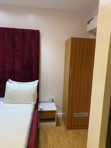 Bedroom 4, Eleven11, Surulere