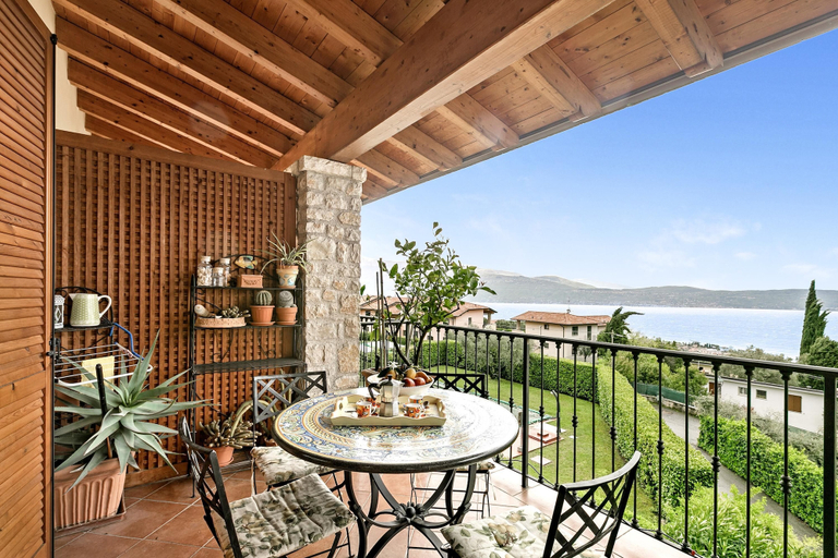 Room 5, Grotten Loft in Toscolano Maderno, Brescia