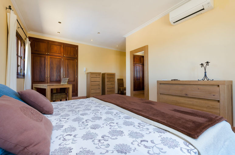 Room 2, Es Vedat 6 in Lloret de Vistalegre, Baleares