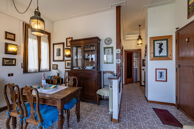 Room 3, Annamaria s House 200m From Sea, Lucca