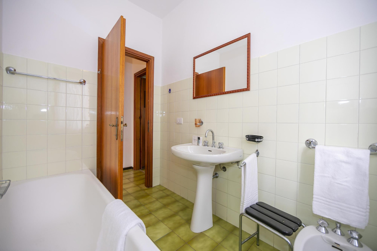 Room 5, La Verbanina 2 in Barberino Tavarnelle, Verbano-Cusio-Ossola