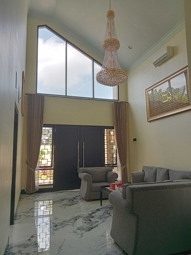 Others 5, EXPRESS O 91708 Rumah Sriwijaya 12a Syariah, Jember