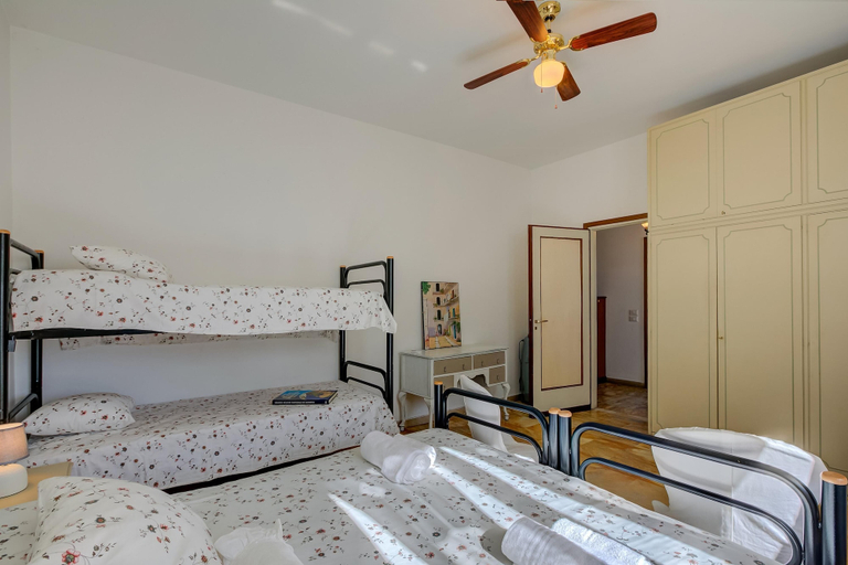 Room 4, Blooming Villa Cos in Belgirate, Novara