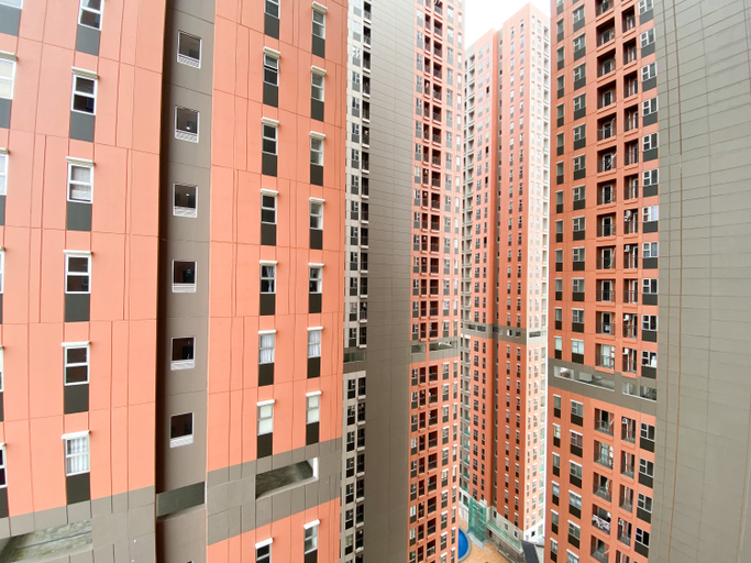 Exterior & Views 3, Nice and Cozy Studio at Transpark Juanda Bekasi Timur Apartment By Travelio, Bekasi