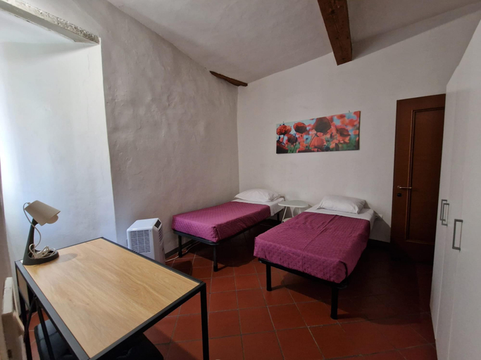 Room 4, Stufa Apartment in Firenze, Florence