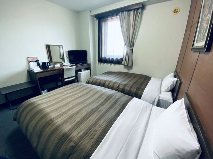 Bedroom 8