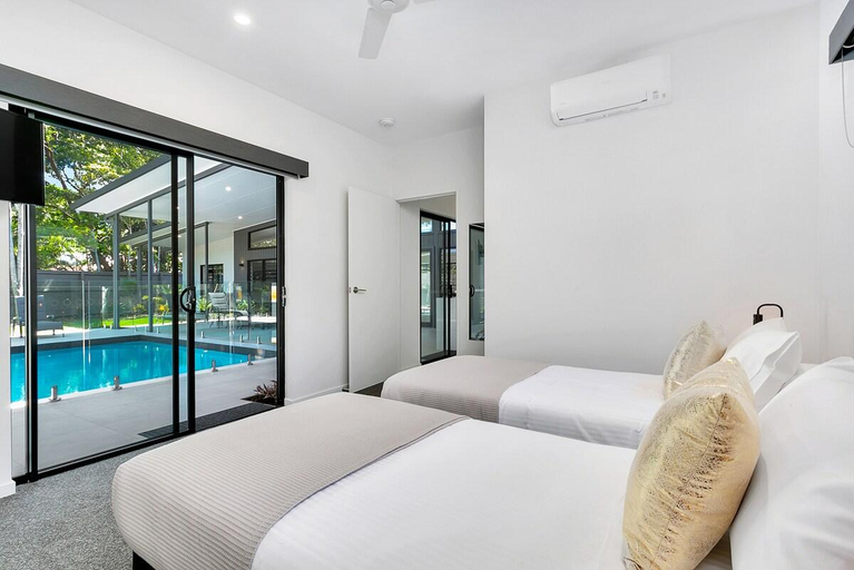 5, Villa Tiino @ Clifton Beach, Cairns