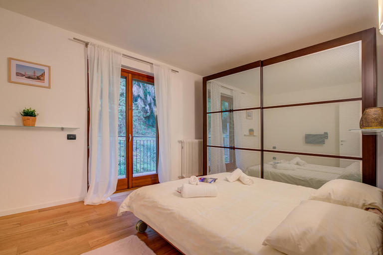 Bedroom 3, Lenni Apart Swimming Pool and Lake, Varese