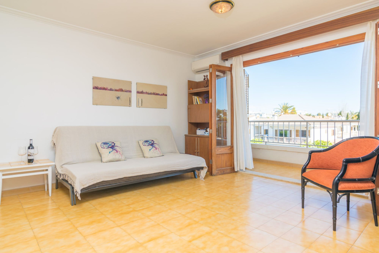 Room 2, Riandgo in Alc dia With 2 Bedrooms and 1 Bathrooms, Baleares