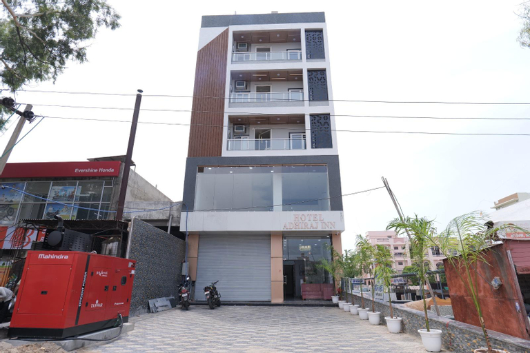 Hotel Adhiraj Inn, Kota