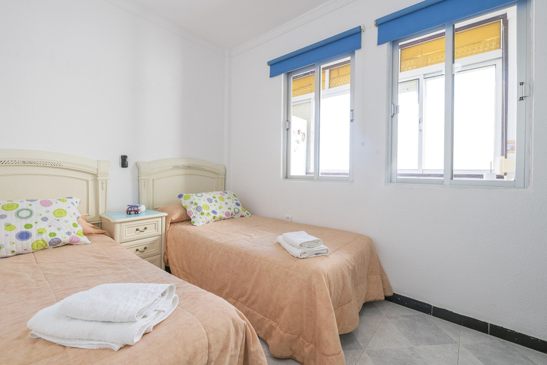 Bedroom 3, La Ma a in San Fernando, Cádiz