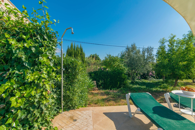 Room 2, Can Tut in Campanet With 3 Bedrooms and 2 Bathrooms, Baleares