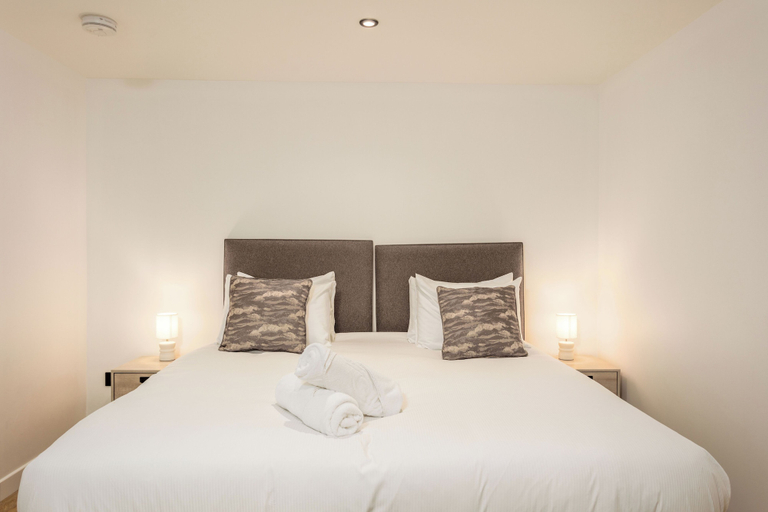 Bedroom 3, Wellington Lodge - Donnini Apartments, South Ayrshire