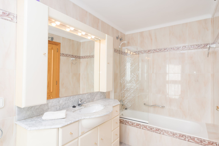 Bathroom 5, Europa 3b in Pollen a, Baleares