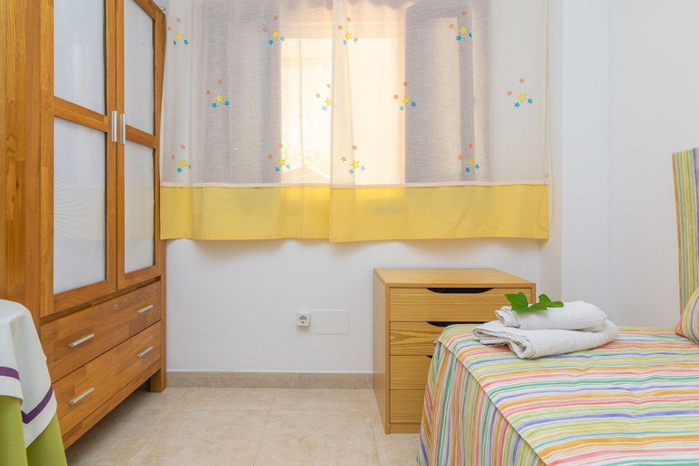 Room 5, Bella in Alc dia With 3 Bedrooms and 2 Bathrooms, Baleares