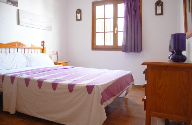 Bedroom 2, Casa Del Ancla, Attractive House near the Sea, Alicante