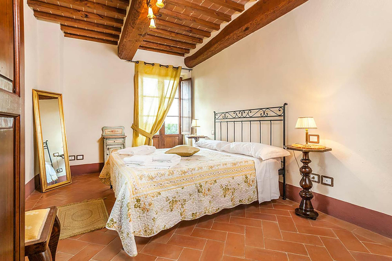 Room 2, Fratta Ginestre in Cortona, Arezzo