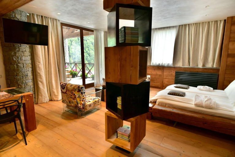 Bedroom 16