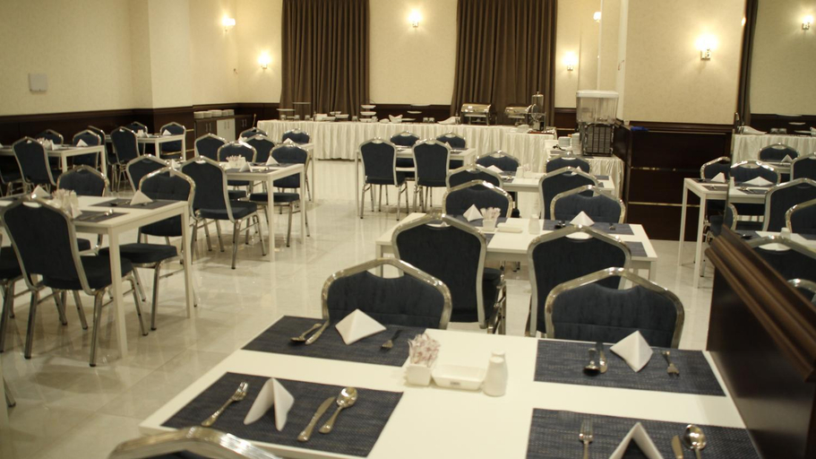Food & Drinks 5, Big ben hotel suites , Wadi Essier