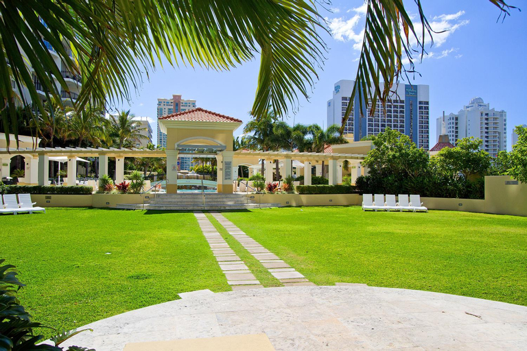 Chevron Renaissance 3 Bedroom Executive Sub Penthouse in Surfers Paradise - Q Stay, Gold Coast