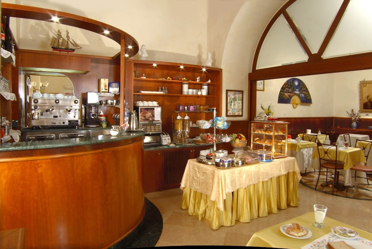 Food & Drinks 4, Assisi, Roma