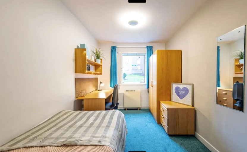 Bedroom 2, Broadgate Park - Campus Accommodation, Nottingham