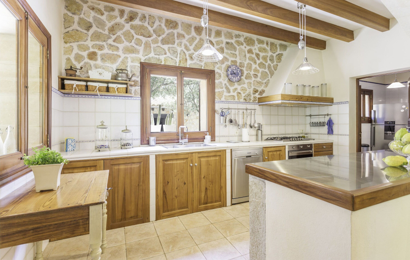 Room 5, Sa Garriga in Inca With 4 Bedrooms and 3 Bathrooms, Baleares