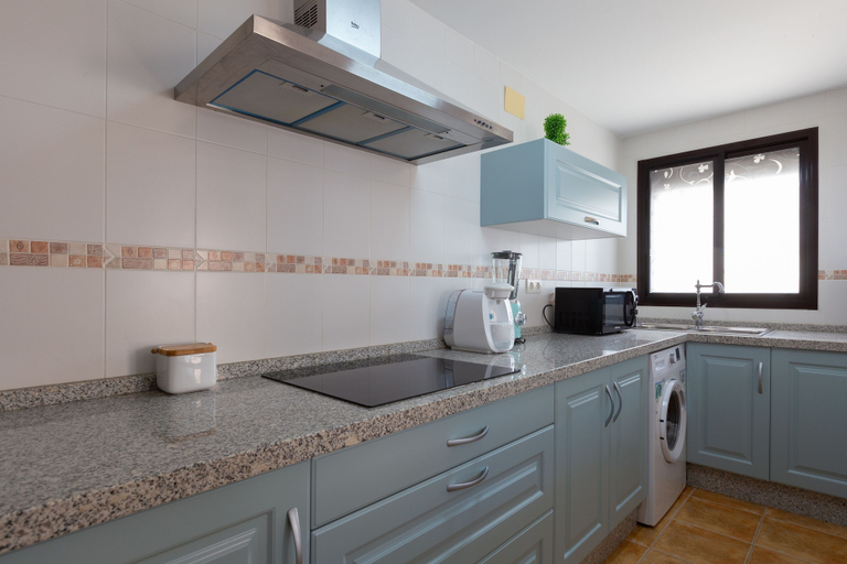 Others 5, Tolox 1 in Tolox With 1 Bedrooms and 1 Bathrooms, Málaga