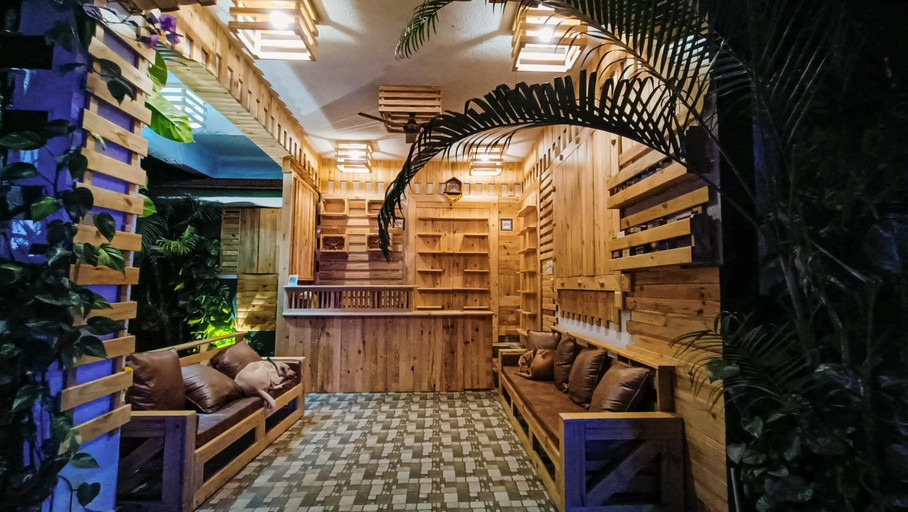 Public Area 3, Green Nest Hostel, North Goa